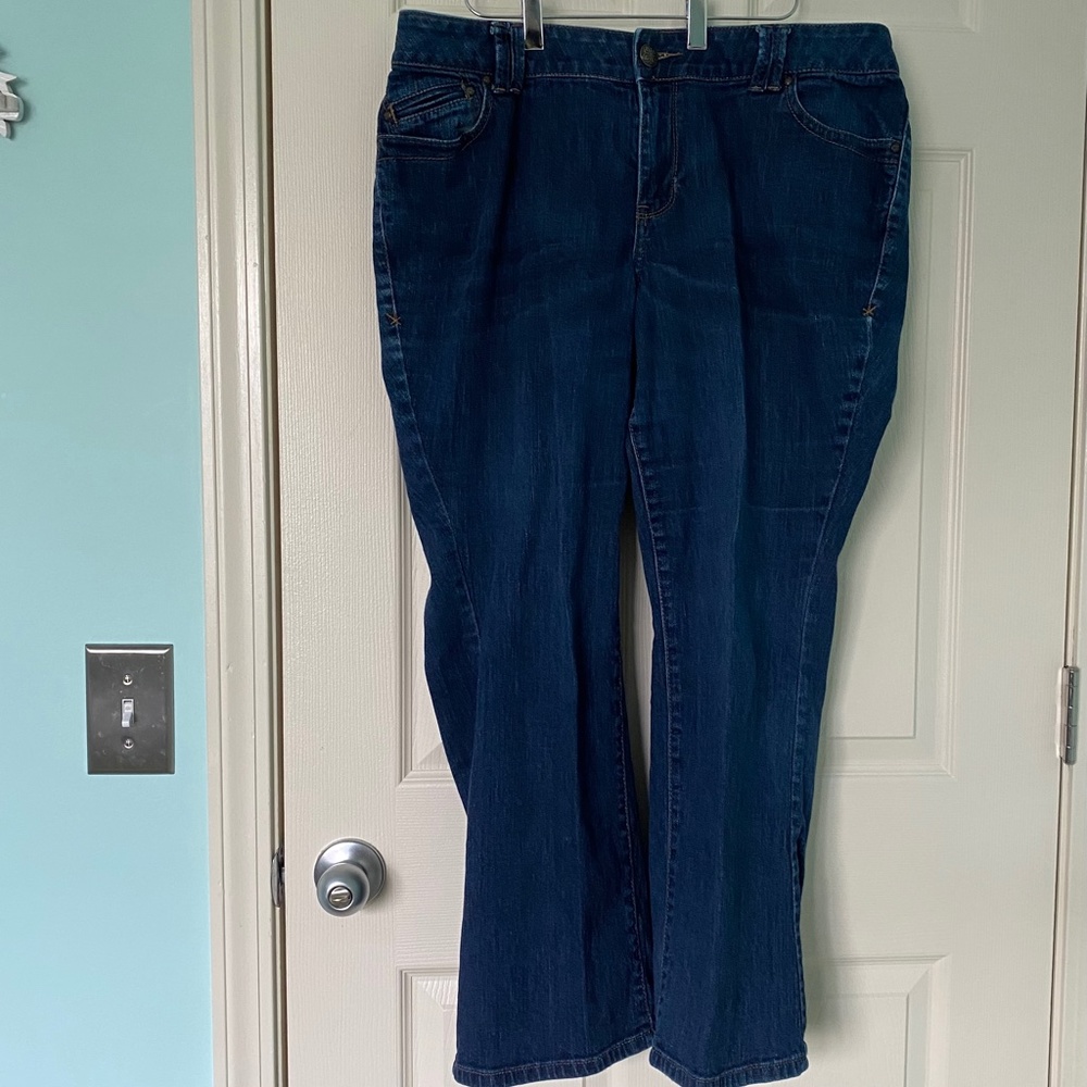 LANE BRYANT 16Petite Indigo DISTINCTLY BOOT CUT JEANS EUC